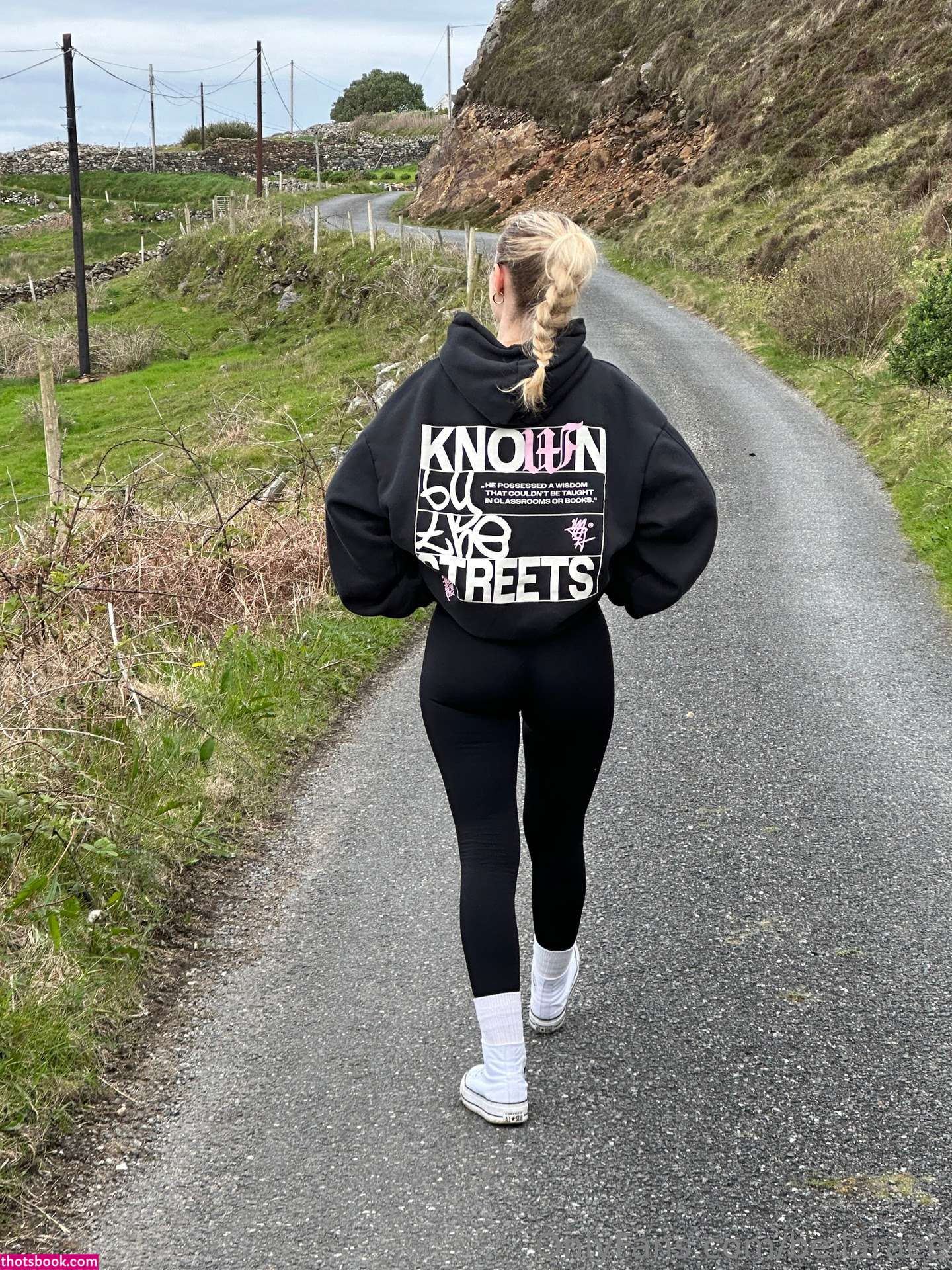 bellaraerae Photo #33