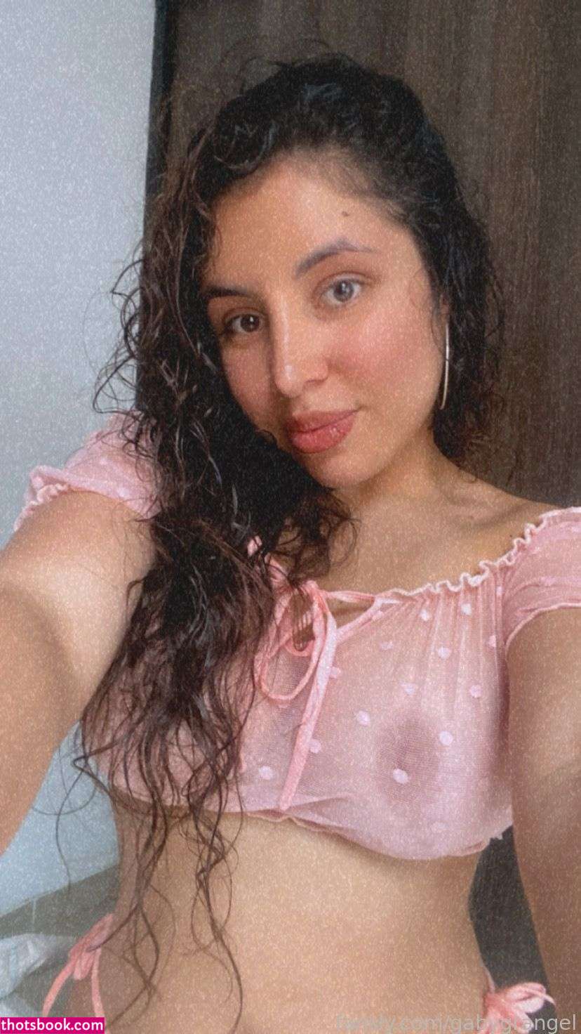 Gaby Rangel Photo #18