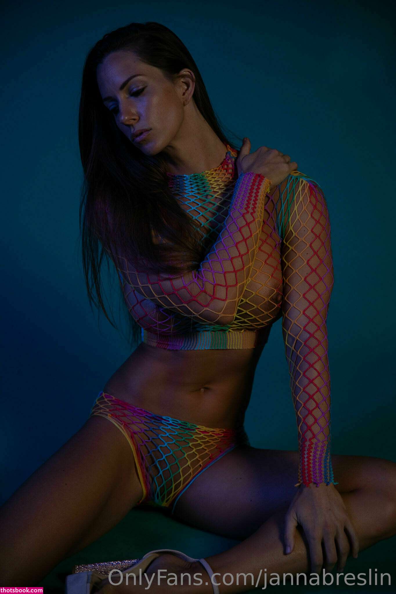 Janna Breslin Photo #380