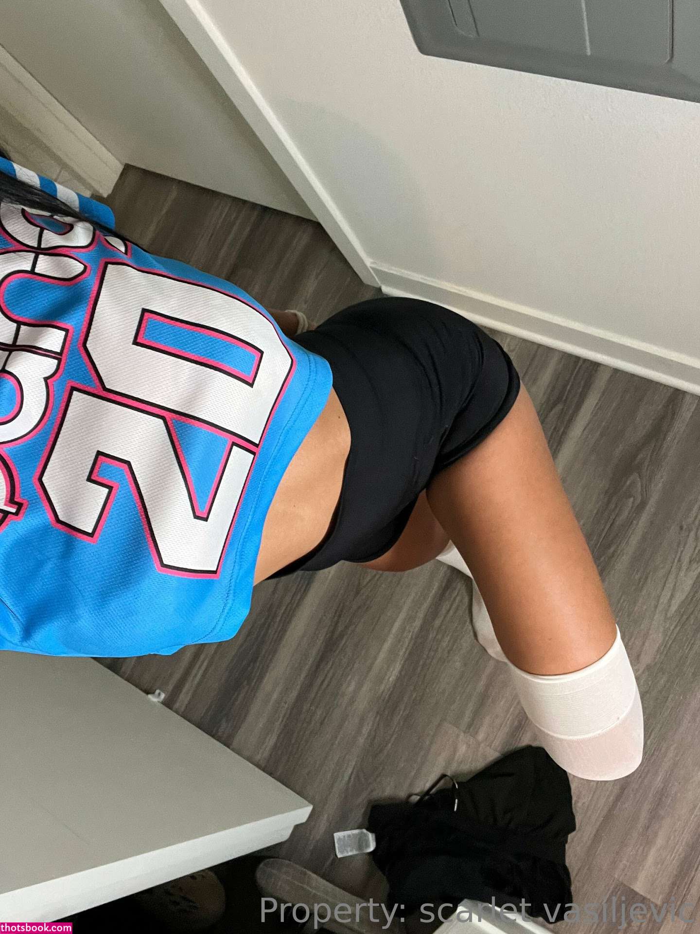 Scarlet Vas Photo #117