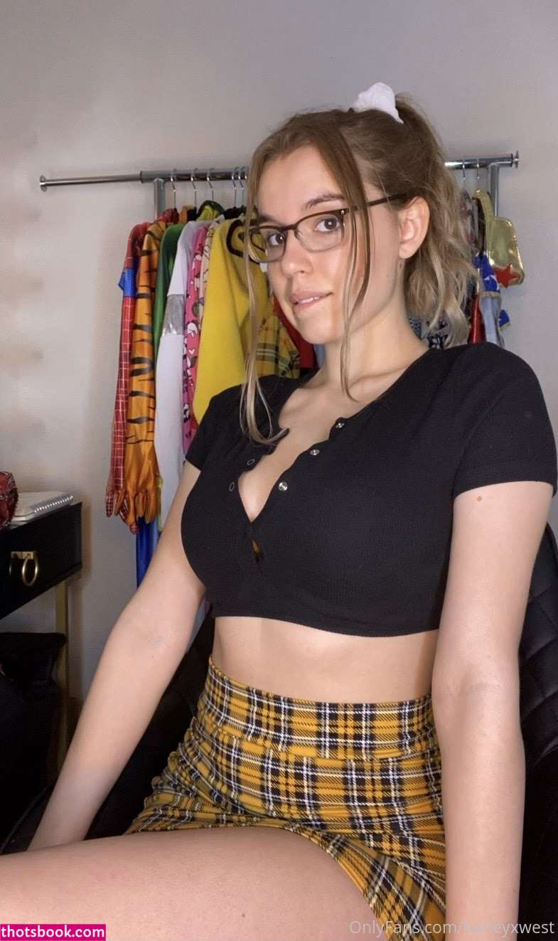 Harley West Photo #44