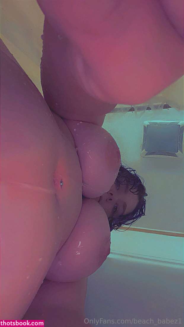 Beach babez1 Photo #107