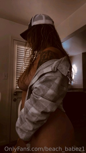 Beach babez1 Photo #116