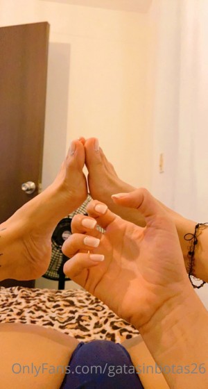 Gatasinbotas26 Photo #51