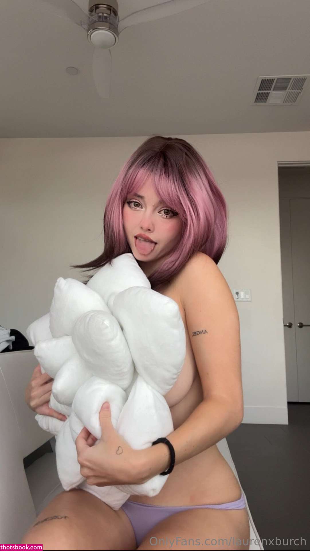 Lauren Burch Photo #183