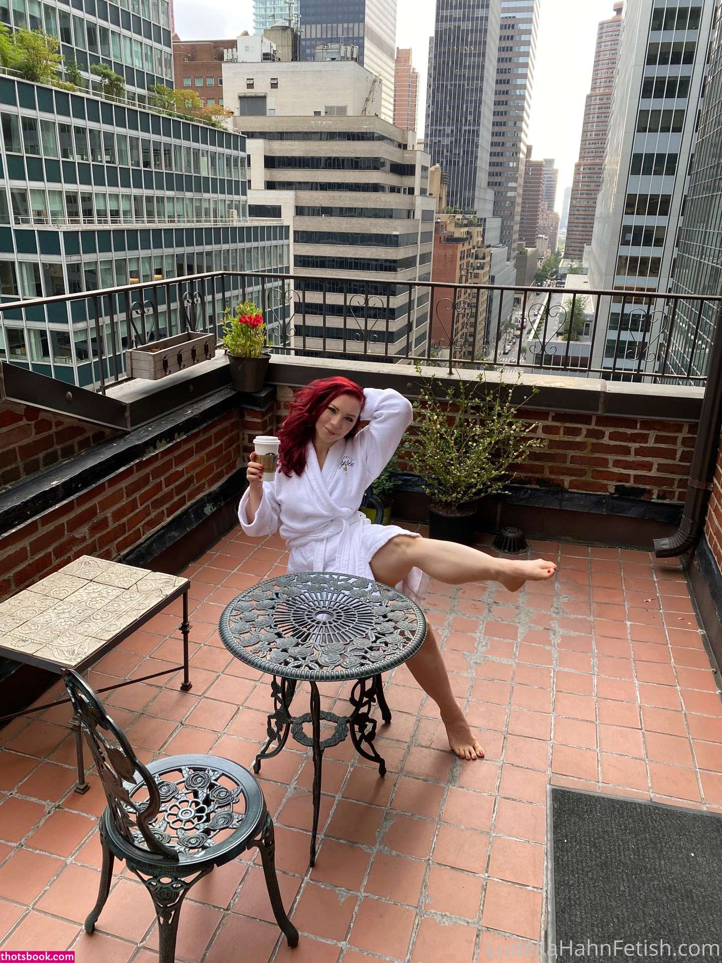 Ludella Hahn Photo #46