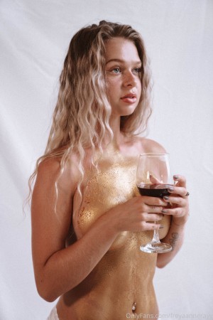 Rachel Anne Rayy Photo #137