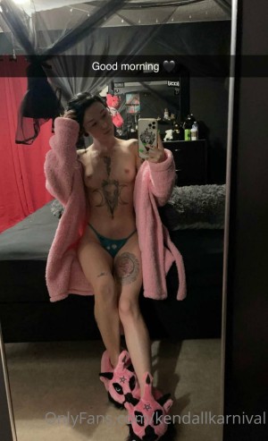 Kendallkarnival Photo #29