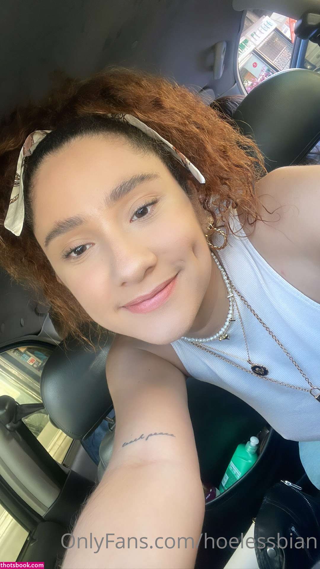 hoelessbian Photo #18