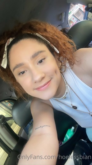 hoelessbian Photo #18