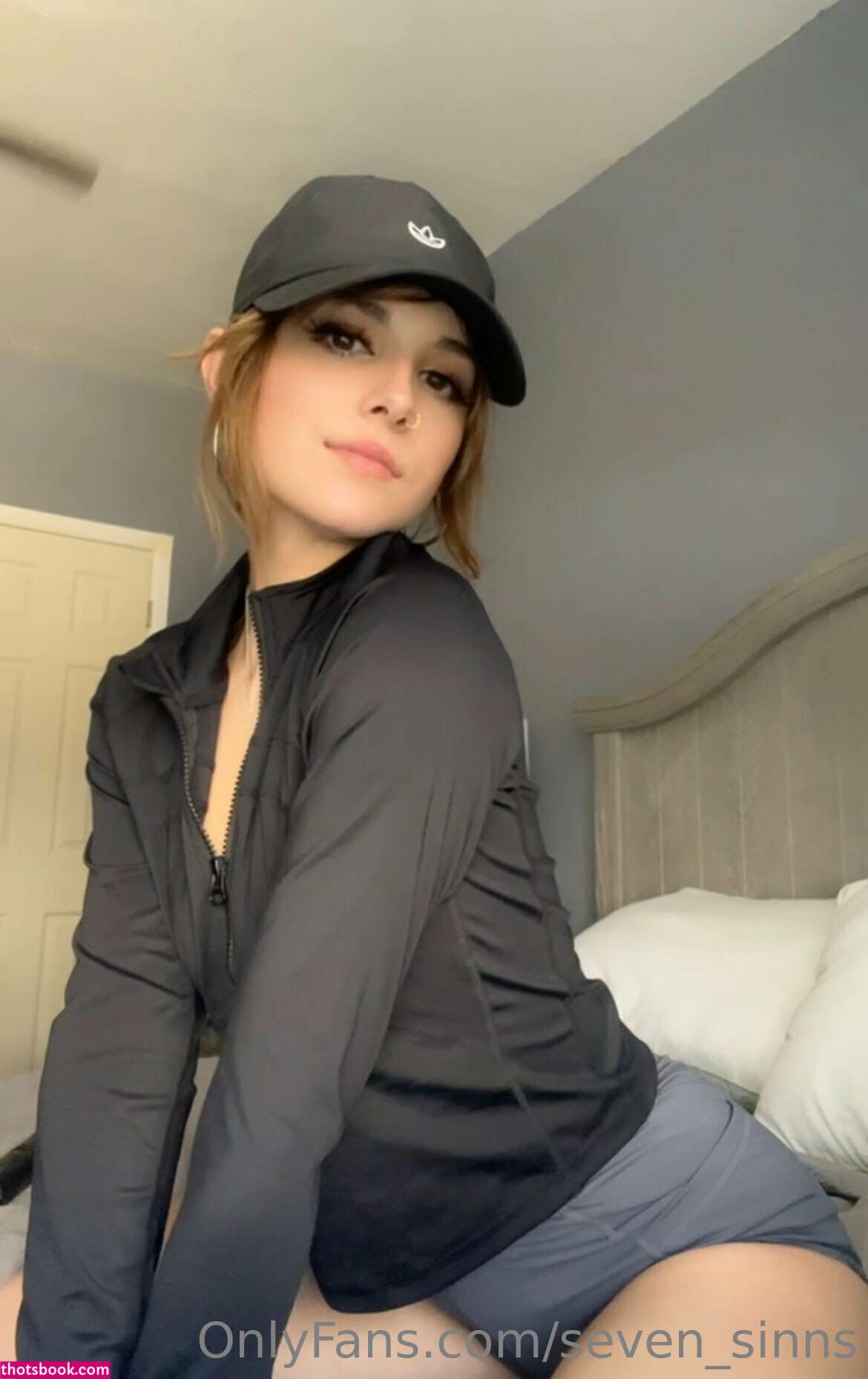 Seven Sinns Photo #124