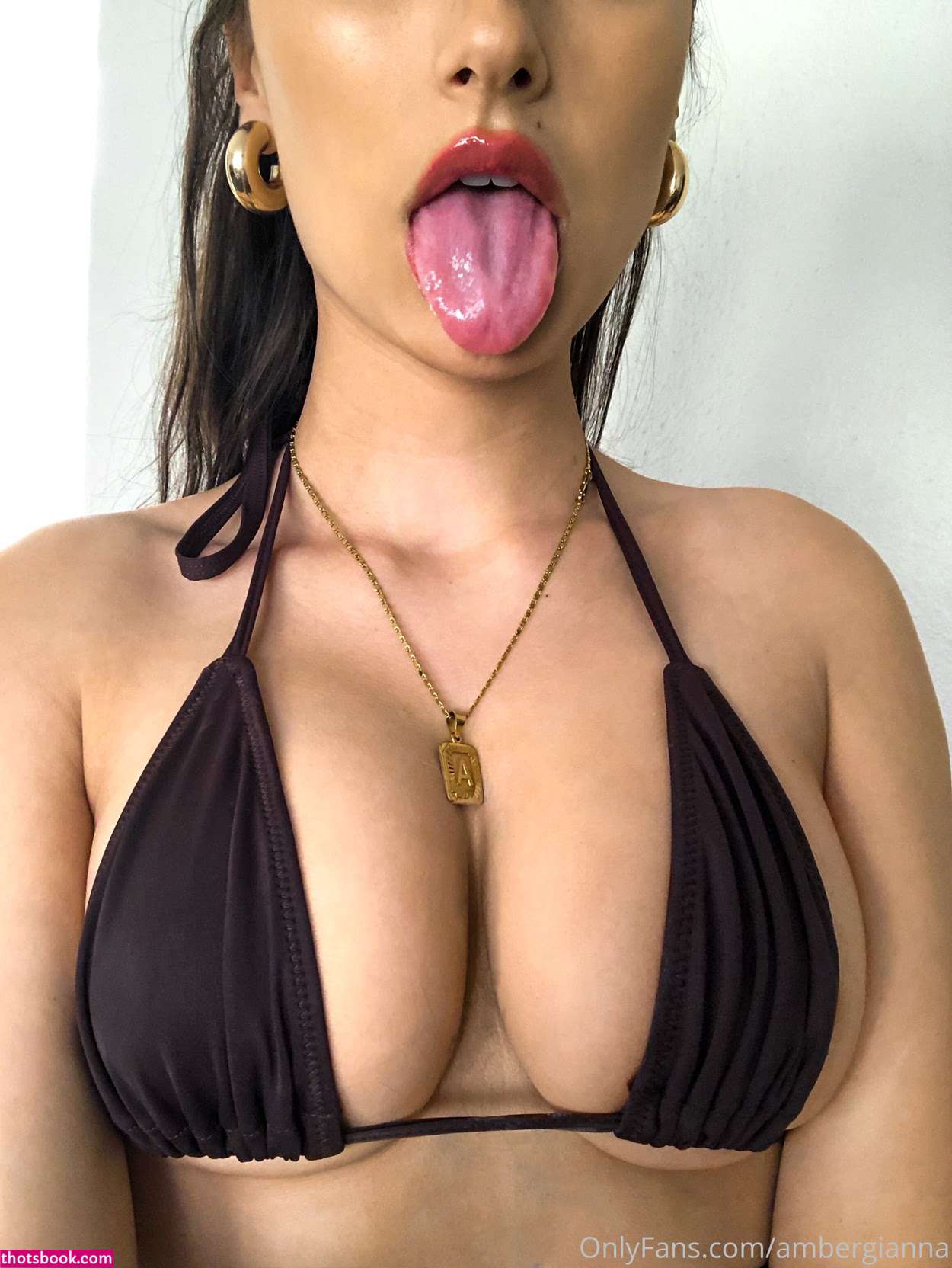 ambergianna Photo #8