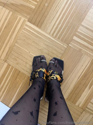 freakygamergirl Photo #7