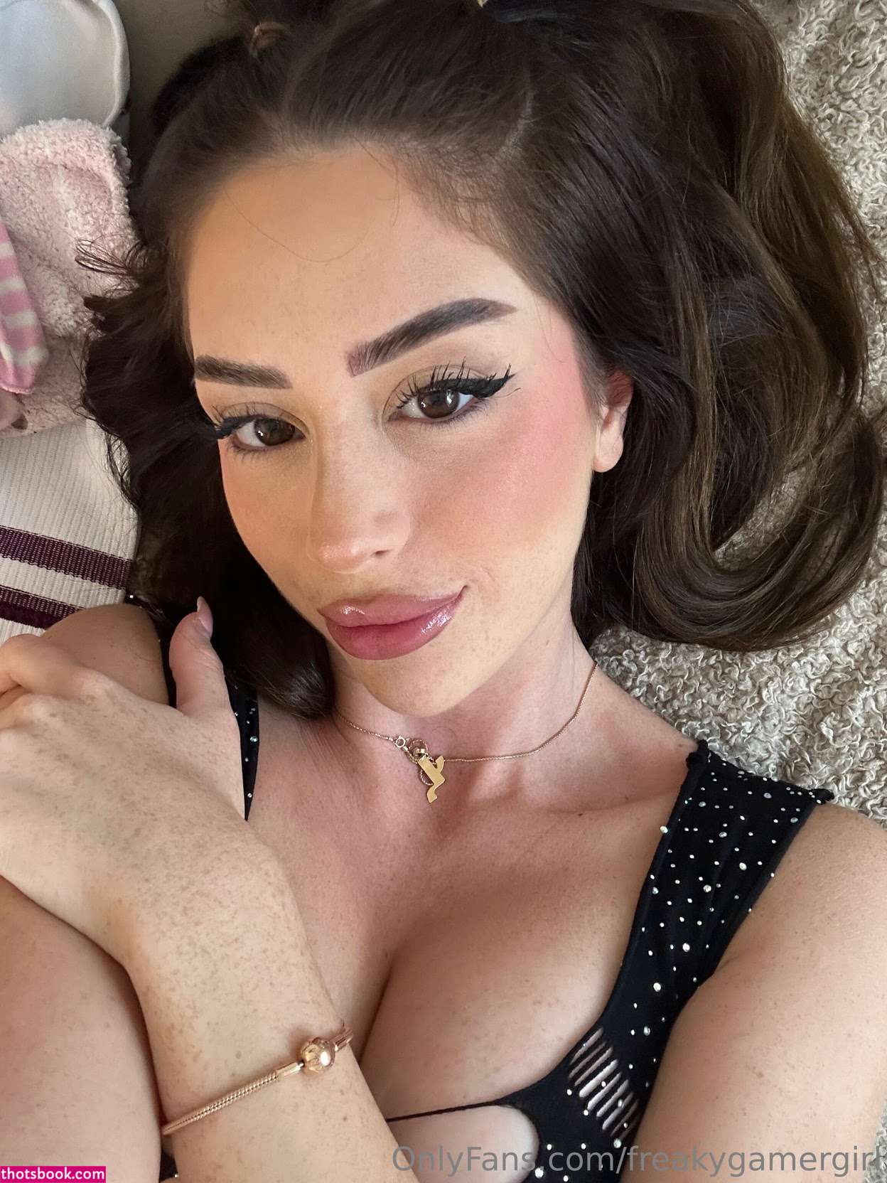 freakygamergirl Photo #32