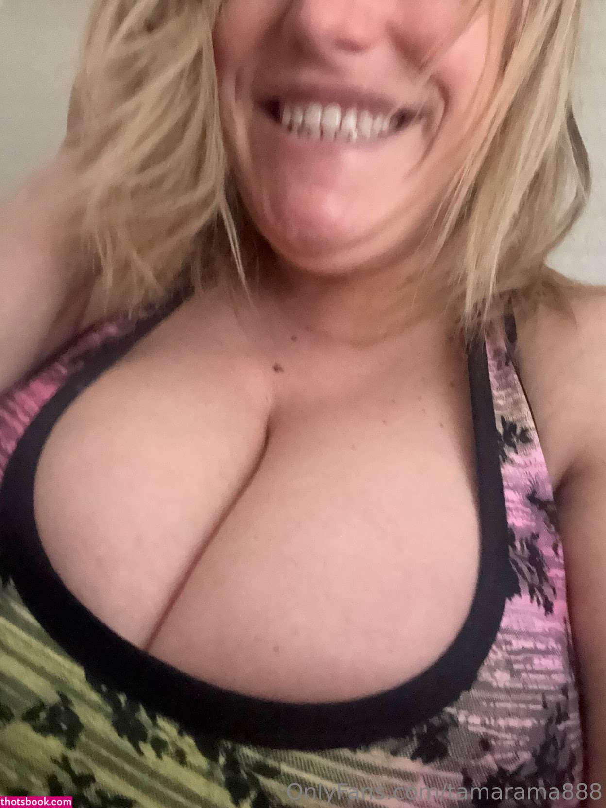 tamarama888 Photo #26