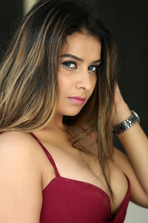 Neelam Bhanushali Photo #30