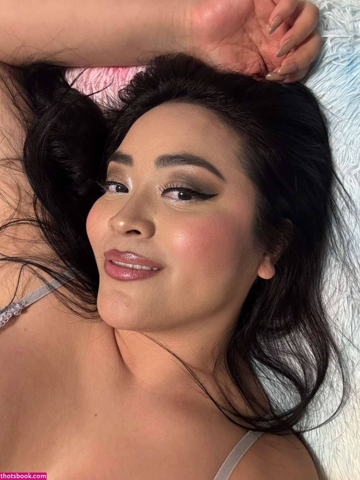 Myfridacams Photo #7