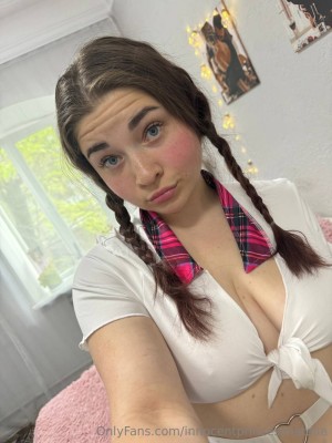 innocentprincessnatalie Photo #33