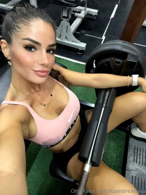 Itsandrealuna Photo #20