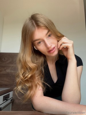 laurawittner Photo #31