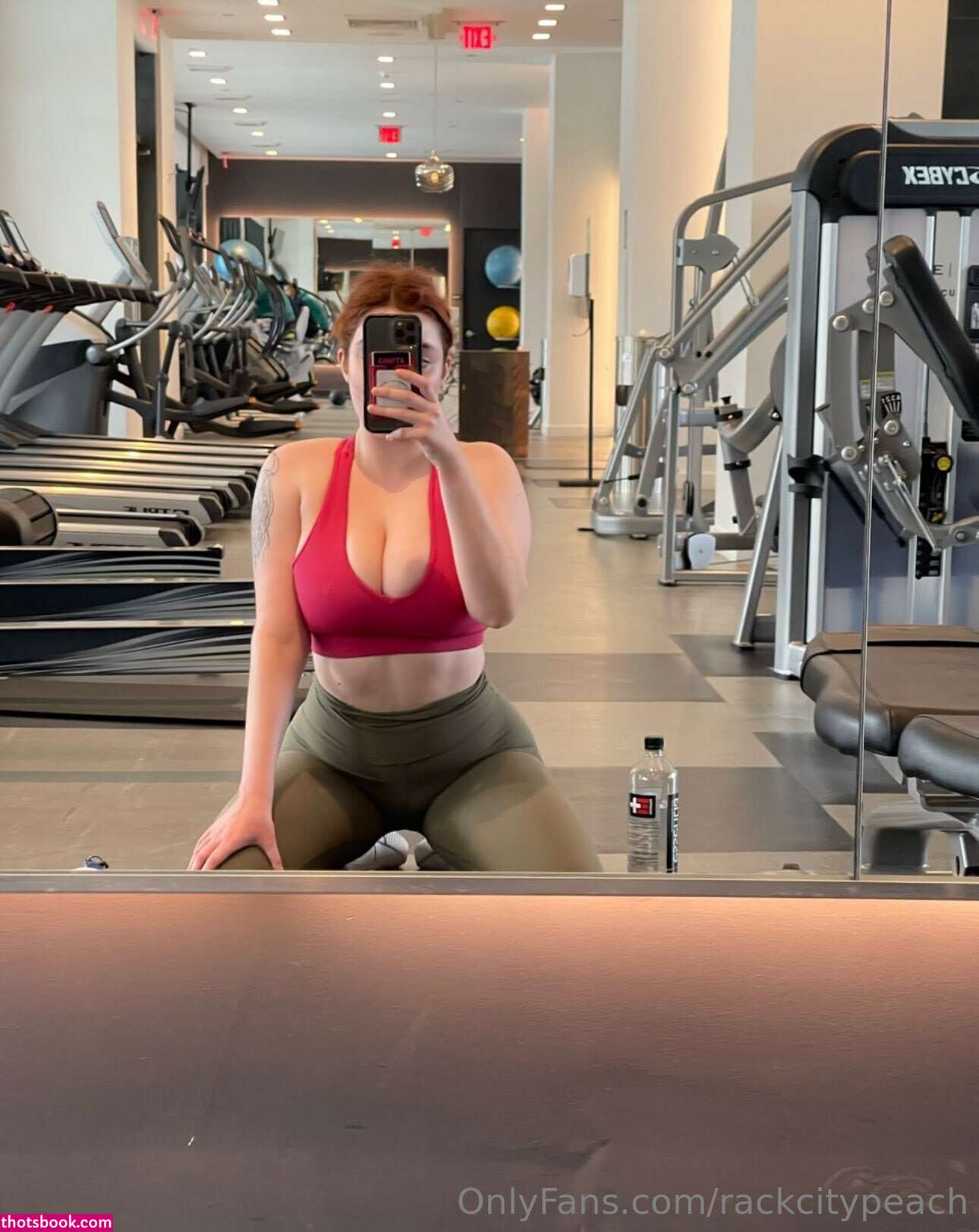 rackcitypeach Photo #40