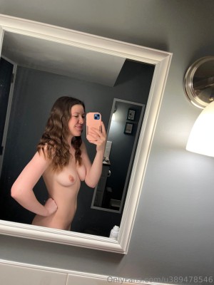 Violet Luvxoxo Photo #12