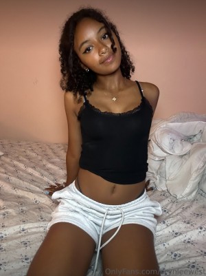 brynleewest Photo #10