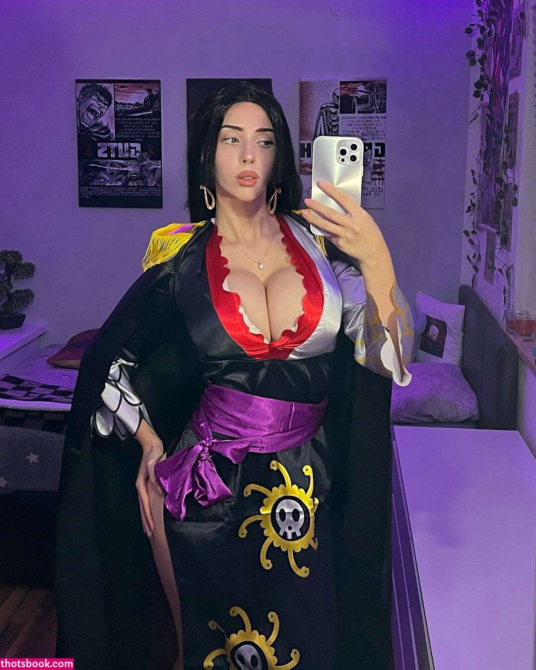 Elise Denisee Photo #5