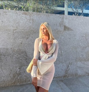 Martha Armitage Photo #17