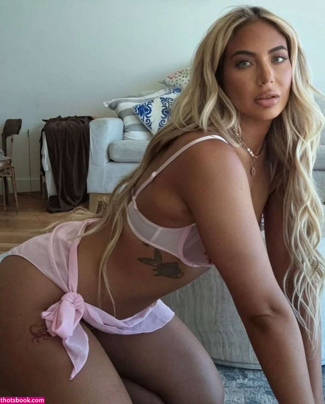 Savanah Badger Photo #19