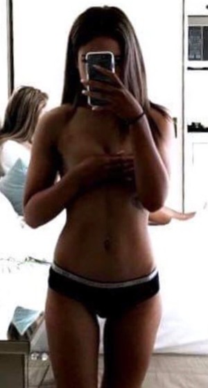 Savanah Badger Photo #32