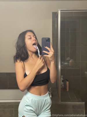 alexiiiiss Photo #11