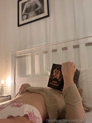 ameliasworldd Photo #23