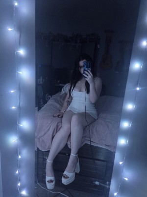 Hazel bl00dk1ssed Nude Leaks OnlyFans Photos #1