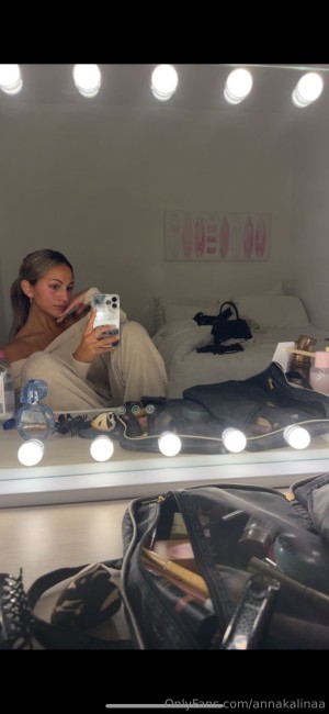 annakatiee Photo #17