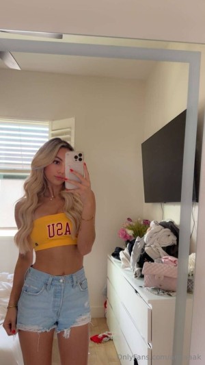 annakatiee Photo #46