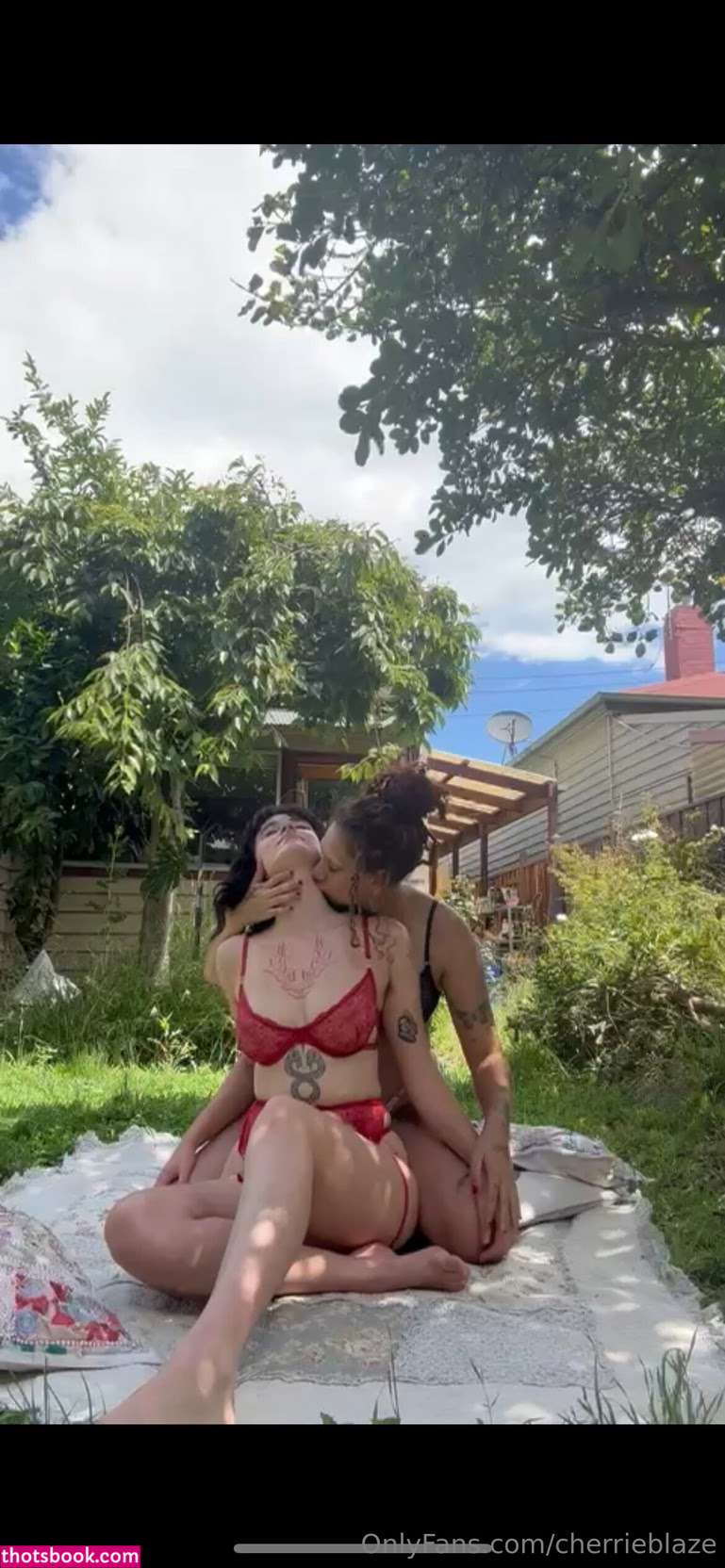 cherrieblaze Photo #14