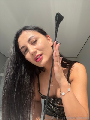 domijulianna Photo #1