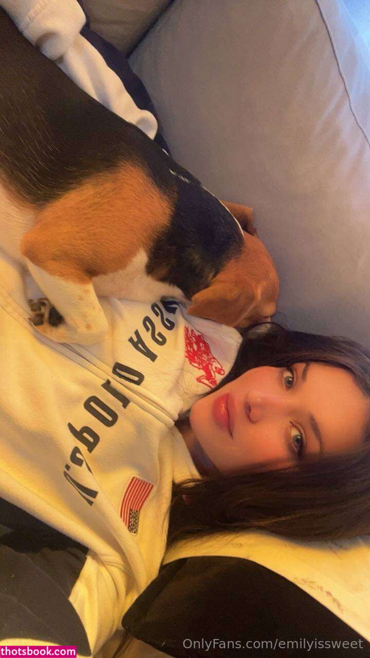 itsemilyissweet Photo #4