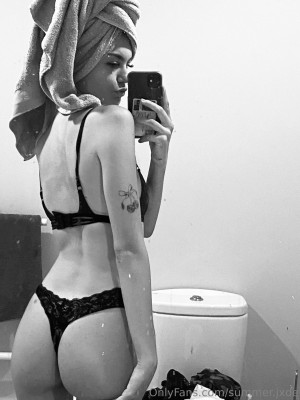 itslilskyee Photo #6