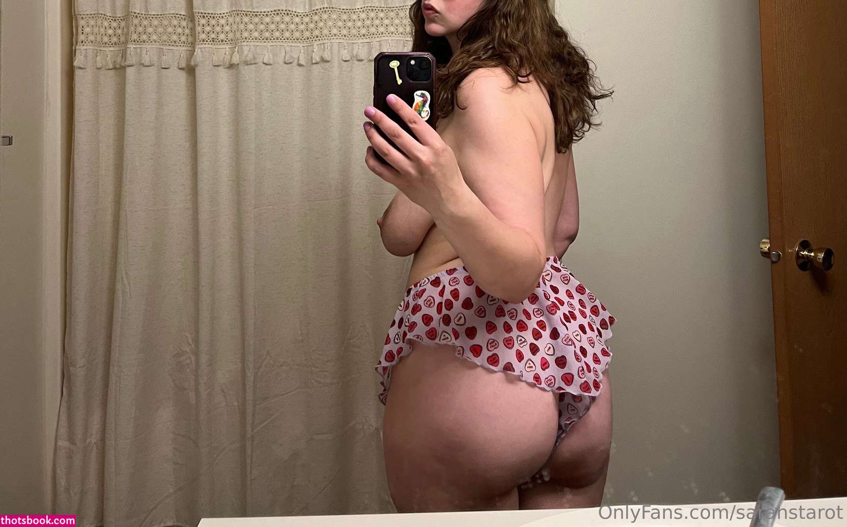 sarahstarot Photo #40