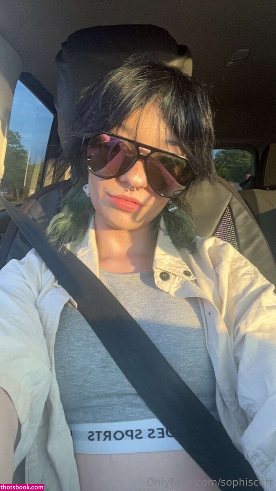 sophiscott Photo #11