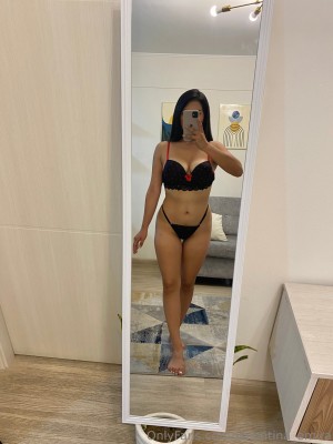 valentinacreamy Photo #20