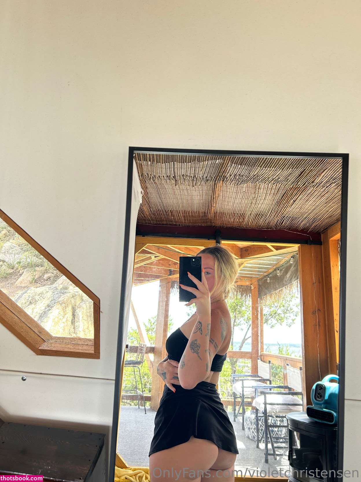 violetblake Photo #13