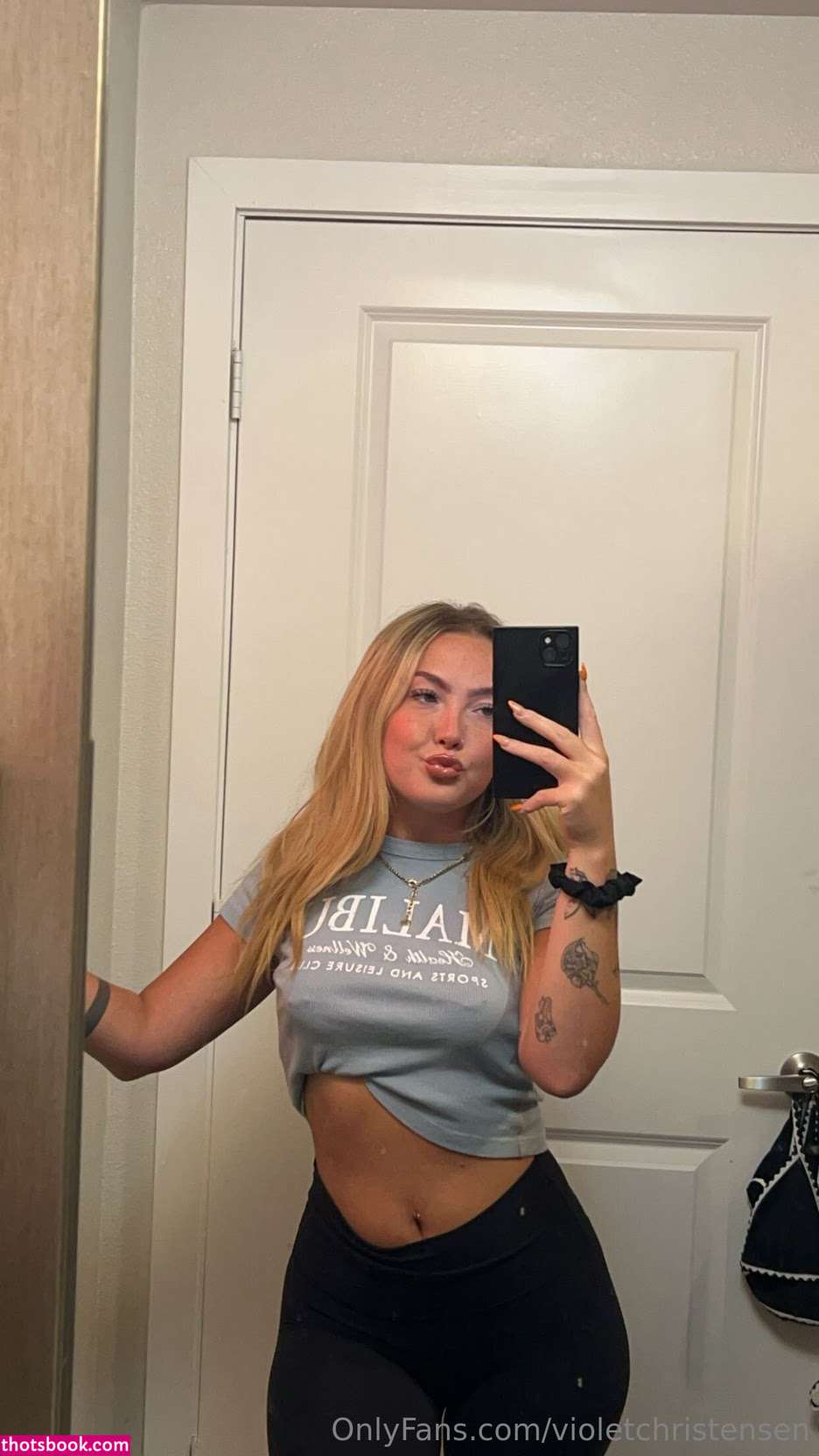 violetblake Photo #24