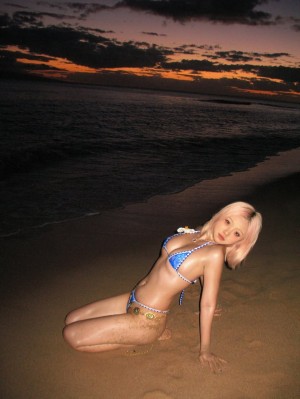 Vickie Pong Photo #13