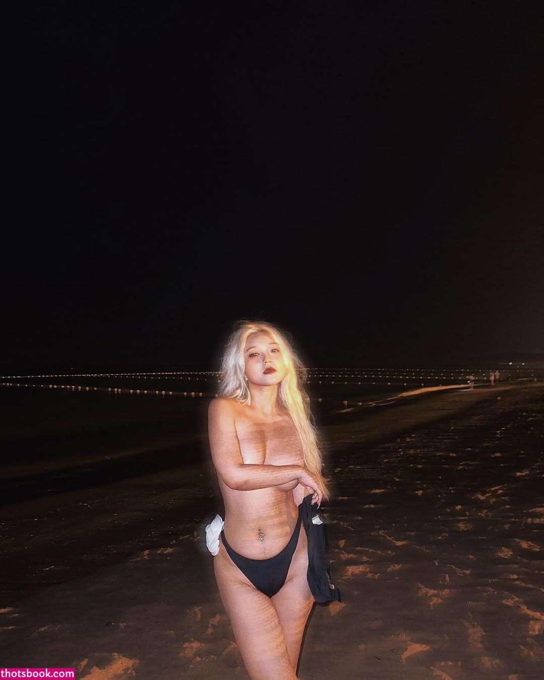 Vickie Pong Photo #27