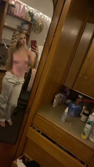 Maddy Knight Photo #11