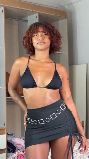 Manayra Santos Photo #5