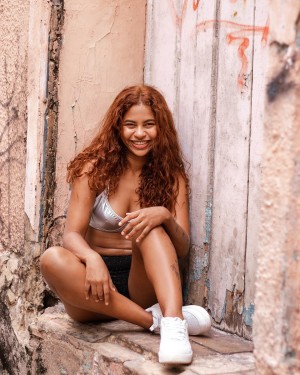 Manayra Santos Photo #15